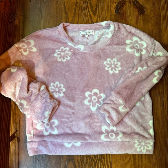 Hippie Rose Junior’s Daisy Printed Sweatshirt 💕 - Picture 5 of 8